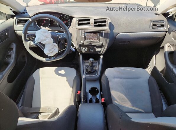 3VW167AJ0HM342153 2017 VOLKSWAGEN JETTA Black წინა პანელის ხედი