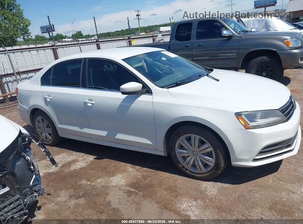 3VW167AJ4HM339000 2017 VOLKSWAGEN JETTA Белый Вид щитка приборов