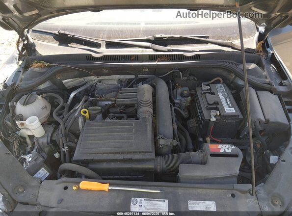3VW167AJ8HM279075 2017 VOLKSWAGEN JETTA Gray Rear view