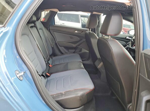 3VW1M7BU1TM015137 2026 VOLKSWAGEN JETTA Blue Rear seats view