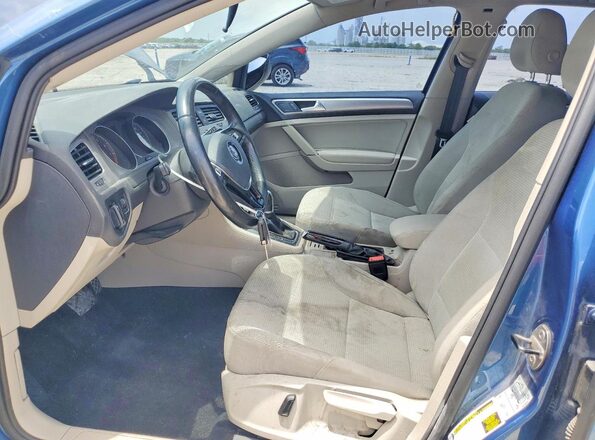 3VW217AU0HM019380 2017 VOLKSWAGEN GOLF Blue Вид салону спереду