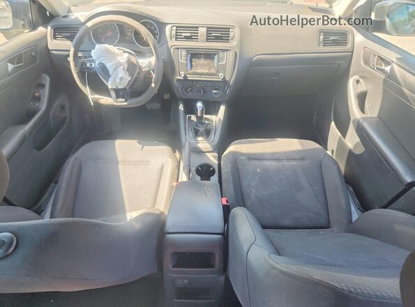 3VW267AJ3GM281223 2016 VOLKSWAGEN JETTA Black წინა პანელის ხედი