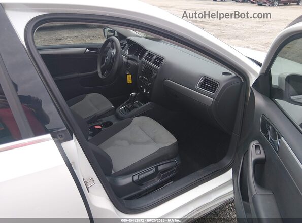 3VW2B7AJ0HM306348 2017 VOLKSWAGEN JETTA White Սալոնի դիմացի տեսք