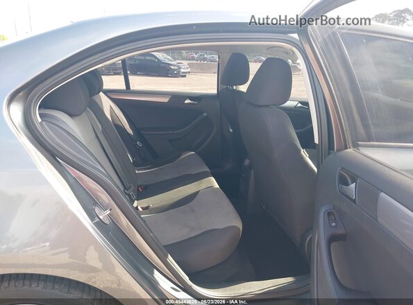 3VW2B7AJ2JM206628 2018 VOLKSWAGEN JETTA Gray VIN կոդի պիտակի տեսք