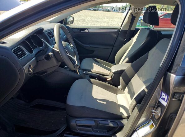3VW2B7AJ4JM239016 2018 VOLKSWAGEN JETTA Gray 