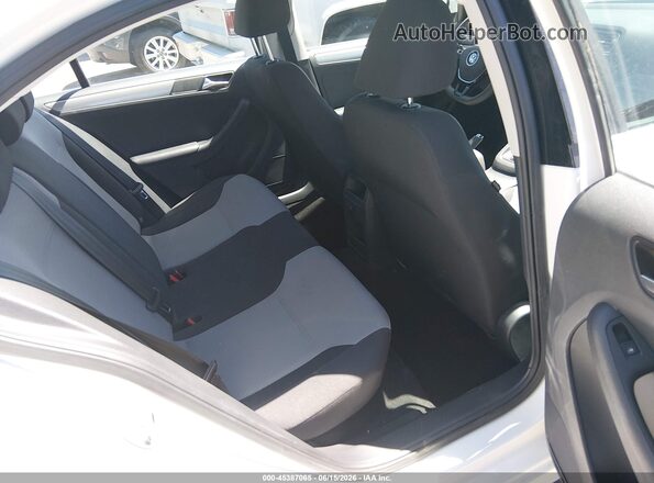 3VW2B7AJ5HM215527 2017 VOLKSWAGEN JETTA White Вид наклейки з VIN-кодом