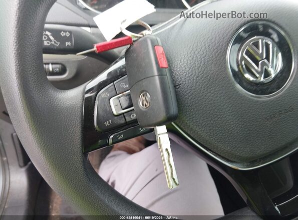 3VW2B7AJXHM206189 2017 VOLKSWAGEN JETTA Gray წინა პანელის ხედი