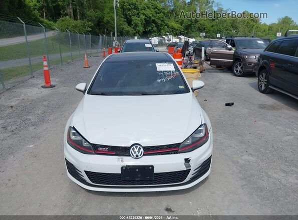 3VW447AU2HM070010 2017 VOLKSWAGEN GOLF Белый Вид щитка приборов