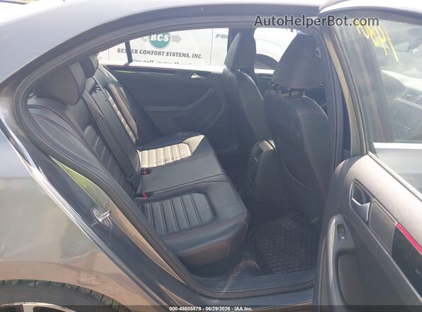 3VW4T7AJ9JM229507 2018 VOLKSWAGEN JETTA Gray VIN sticker view