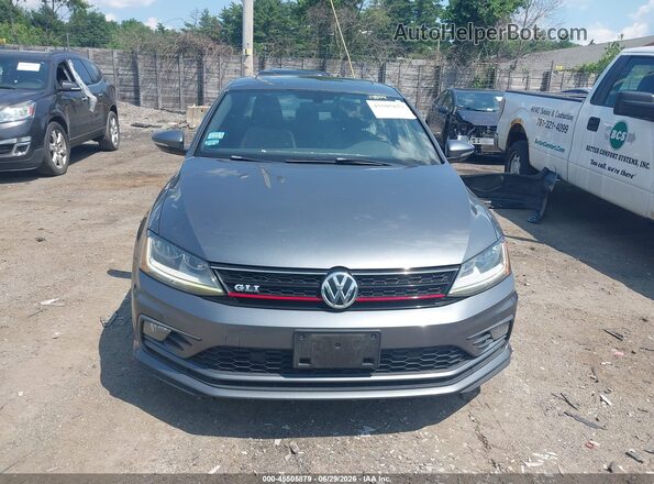 3VW4T7AJ9JM229507 2018 VOLKSWAGEN JETTA Gray Rear interior view