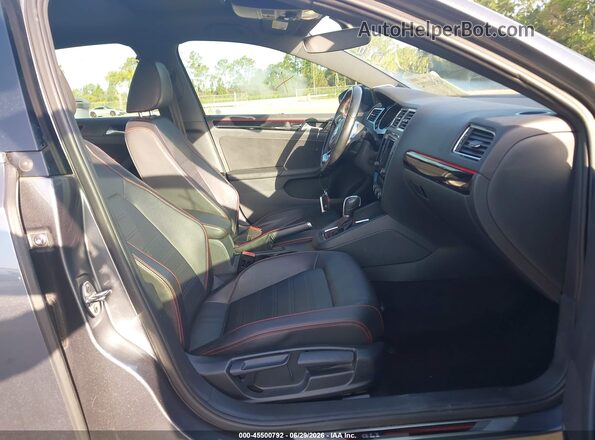 3VW4T7AJXHM408455 2017 VOLKSWAGEN JETTA Gray Front interior view