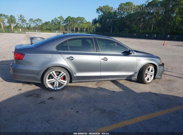 3VW4T7AJXHM408455 2017 VOLKSWAGEN JETTA Gray Rear interior view