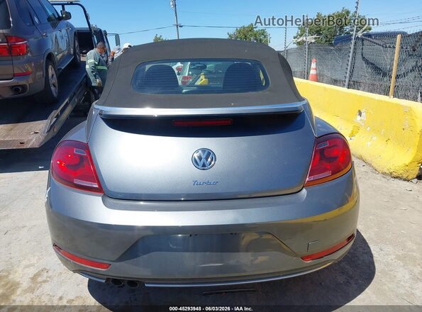 3VW5DAAT4JM515636 2018 VOLKSWAGEN BEETLE Gray 