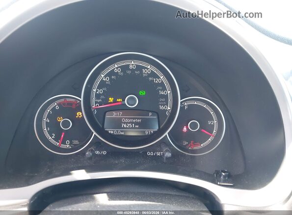 3VW5DAAT4JM515636 2018 VOLKSWAGEN BEETLE Gray უკანა სავარძლების ხედი