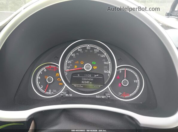 3VW5DAAT5KM510978 2019 VOLKSWAGEN BEETLE Black Vista de los asientos traseros