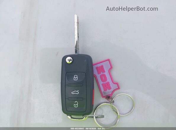 3VW5DAAT5KM510978 2019 VOLKSWAGEN BEETLE Black Vista del salpicadero