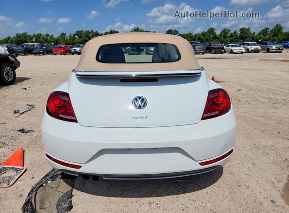 3VW5DAAT8JM502890 2018 VOLKSWAGEN BEETLE White 