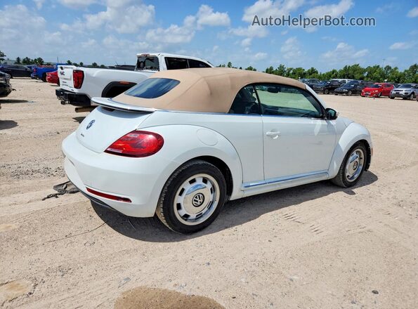 3VW5DAAT8JM502890 2018 VOLKSWAGEN BEETLE White 