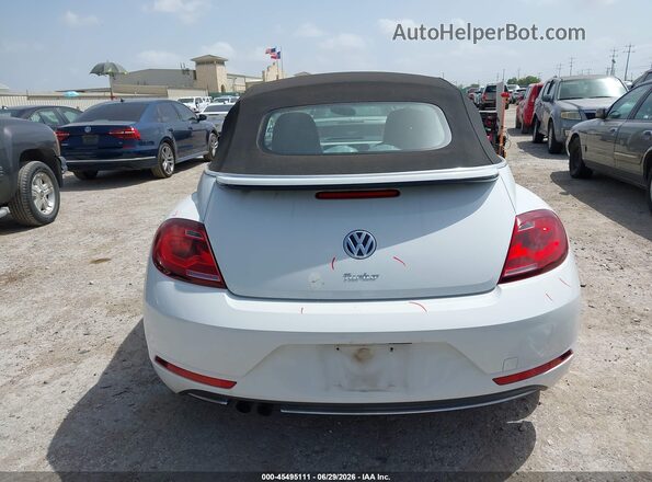 3VW5DAAT9JM505085 2018 VOLKSWAGEN BEETLE White 