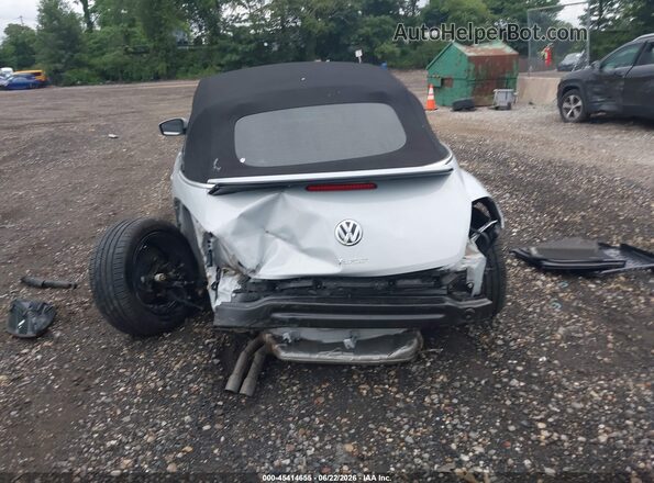 3VW5DAAT9KM502253 2019 VOLKSWAGEN BEETLE Silver 