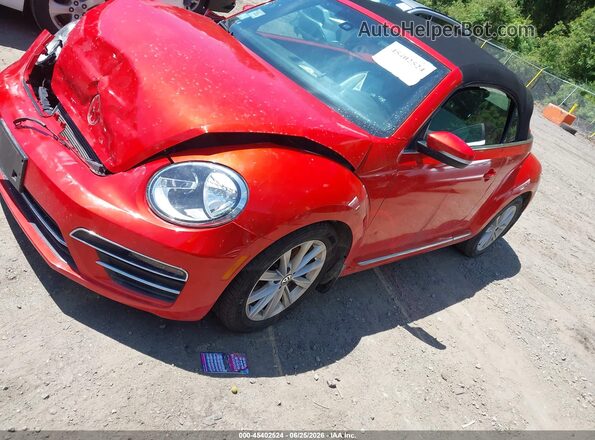 3VW5DAATXJM506830 2018 VOLKSWAGEN BEETLE Orange Vista tres cuartos delantera izquierda