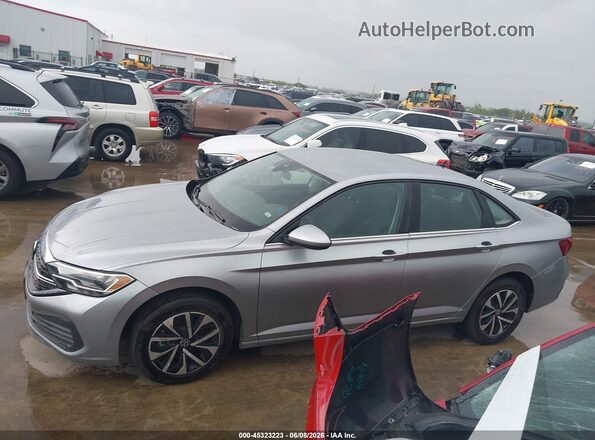 3VW5M7BU0RM090874 2024 VOLKSWAGEN JETTA Silver უკანა სალონის ხედი