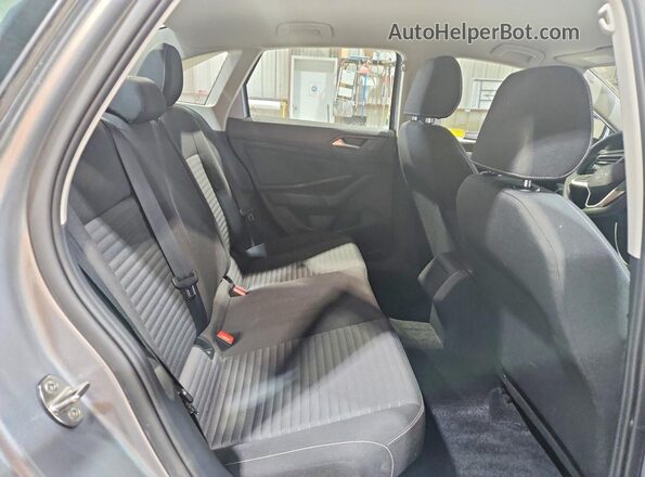 3VW5M7BU1PM012083 2023 VOLKSWAGEN JETTA Серебряный Вид задних сидений