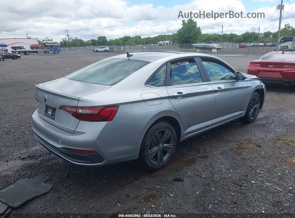 3VW7M7BU3RM081482 2024 VOLKSWAGEN JETTA Silver Trasero derecho