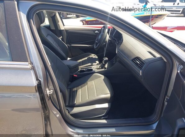 3VW7M7BU4RM072449 2024 VOLKSWAGEN JETTA Серый Вид салона спереди