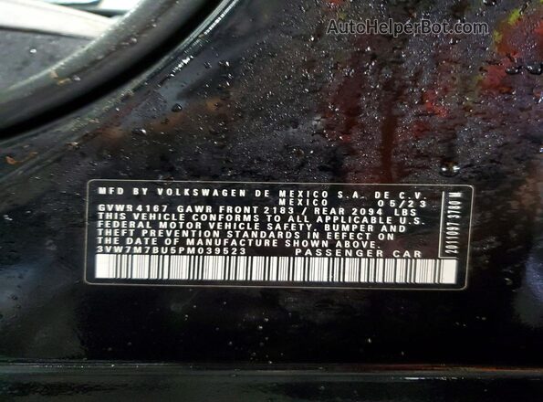 3VW7M7BU5PM039523 2023 VOLKSWAGEN JETTA Black Widok naklejki z numerem VIN