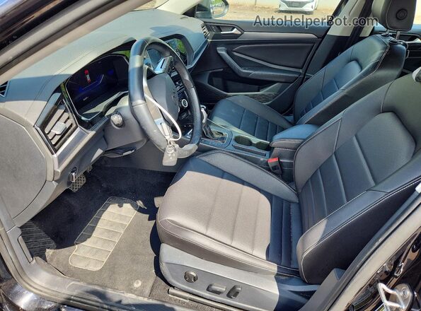 3VW7M7BU5RM004547 2024 VOLKSWAGEN JETTA Black Вид салону спереду