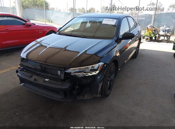 3VW7M7BU7RM075555 2024 VOLKSWAGEN JETTA Черный Передняя левая четверть