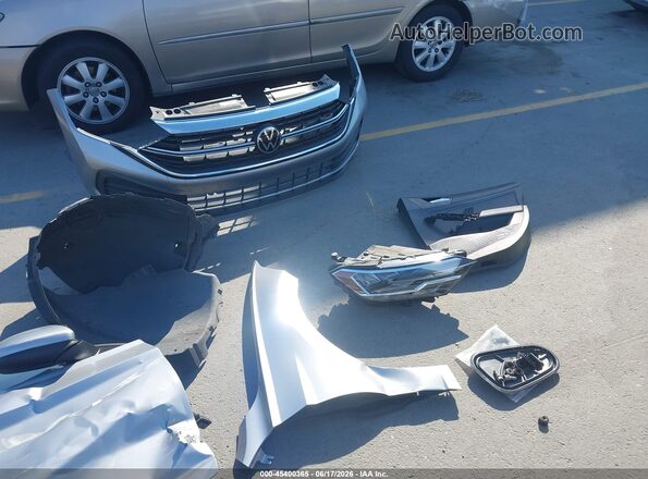 3VW7M7BU9NM023967 2022 VOLKSWAGEN JETTA Gray 