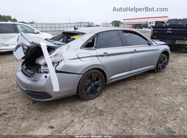 3VW7M7BUXPM019512 2023 VOLKSWAGEN JETTA Серебряный Задняя правая четверть