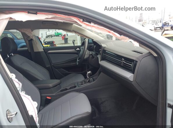 3VW7W7BU8TM023062 2026 VOLKSWAGEN JETTA Черный Вид салона спереди