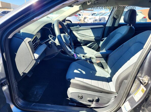 3VW7X7BU4SM072285 2025 VOLKSWAGEN JETTA Gray Вид салону спереду