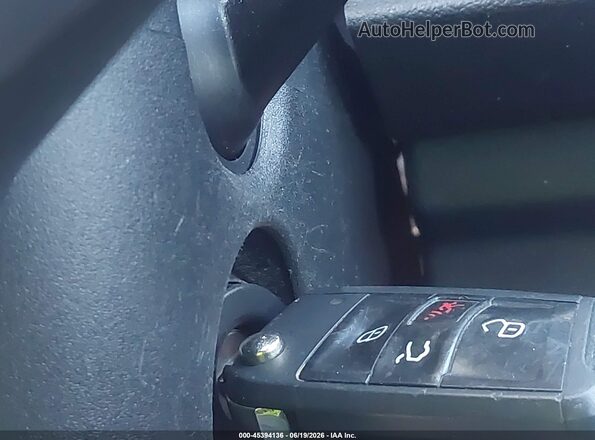 3VWBM7BU1PM034572 2023 VOLKSWAGEN JETTA Silver Առջևի վահանակի տեսք