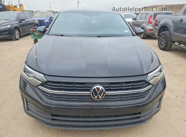 3VWBM7BU2PM010751 2023 VOLKSWAGEN JETTA Black Widok z przodu