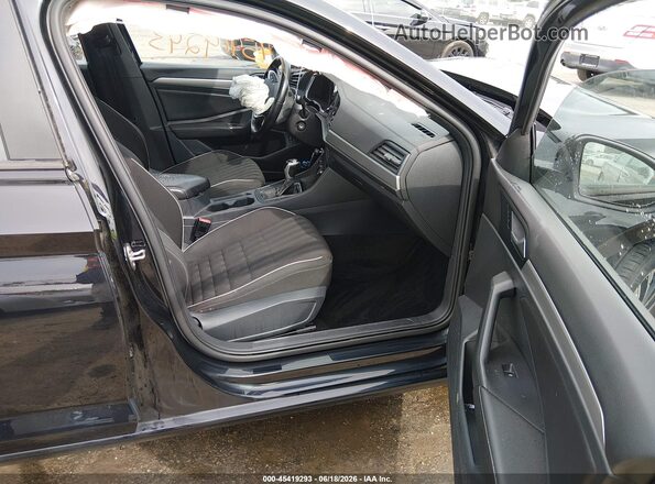 3VWBM7BU3PM017952 2023 VOLKSWAGEN JETTA Black წინა სალონის ხედი