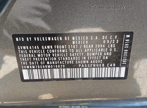3VWBM7BU6RM016829 2024 VOLKSWAGEN JETTA Gray Widok komory silnika