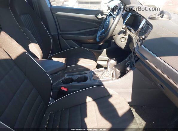 3VWBM7BU9RM008420 2024 VOLKSWAGEN JETTA Blue Widok wnętrza z przodu