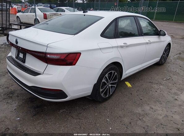 3VWBW7BU9TM017961 2026 VOLKSWAGEN JETTA White Trasero derecho