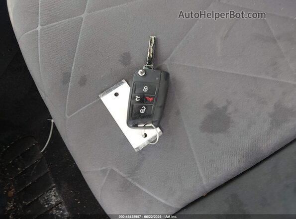 3VWBW7BU9TM017961 2026 VOLKSWAGEN JETTA White Vista del salpicadero