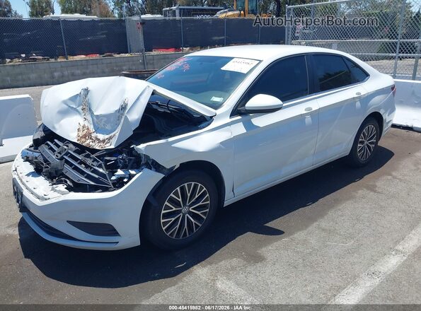 3VWC57BU0MM081430 2021 VOLKSWAGEN JETTA White Vista tres cuartos delantera izquierda