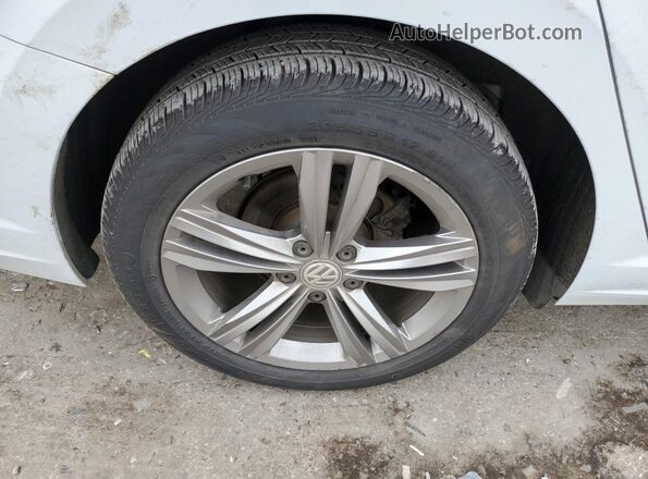 3VWC57BU2KM095908 2019 VOLKSWAGEN JETTA White 