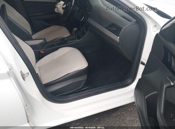 3VWC57BU3KM085632 2019 VOLKSWAGEN JETTA White წინა სალონის ხედი