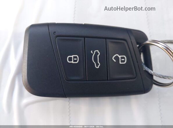 3VWC57BU3KM227526 2019 VOLKSWAGEN JETTA Белый Вид панели приборов