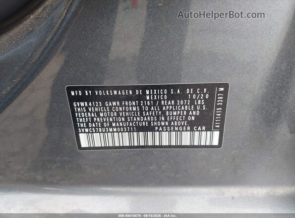3VWC57BU3MM003711 2021 VOLKSWAGEN JETTA Gray Vista del compartimento del motor