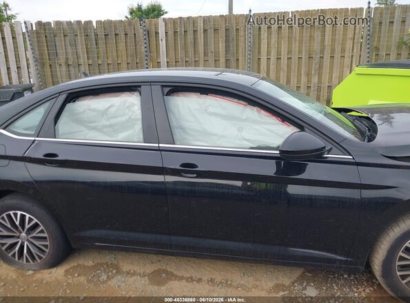3VWC57BU3MM070518 2021 VOLKSWAGEN JETTA Black 