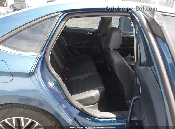 3VWC57BU3MM091062 2021 VOLKSWAGEN JETTA Blue Vista de la etiqueta del VIN